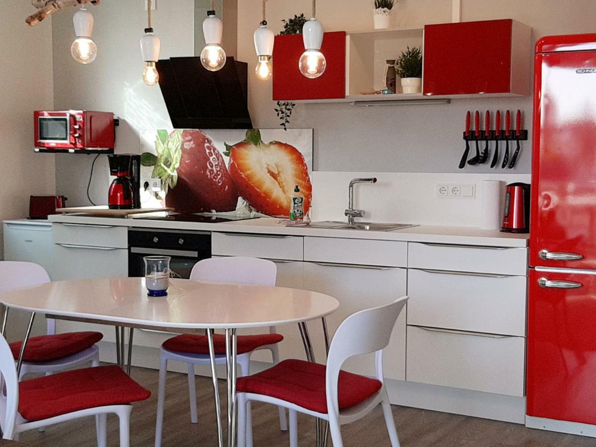 Ferienwohnung Strandraeuber Glowe Eksteriør bilde